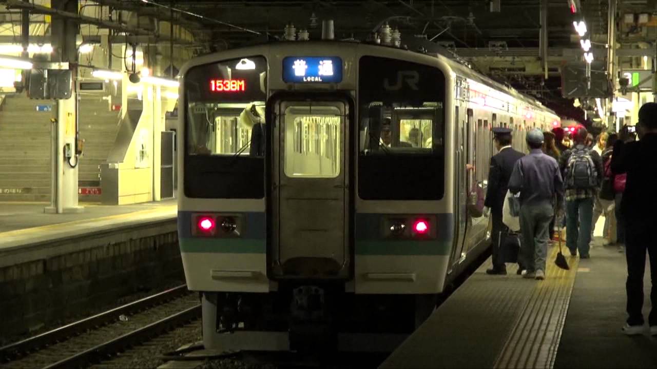 長野色211系 信越本線長野駅に入線