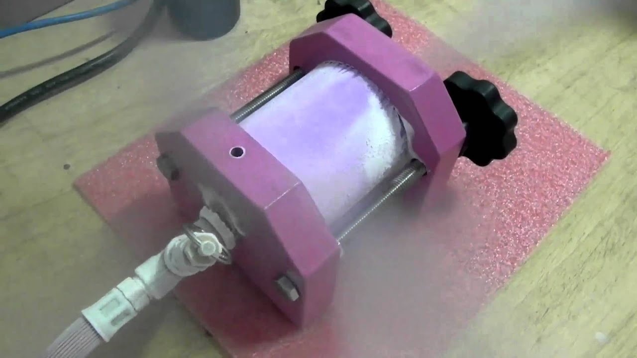 Making dry ice