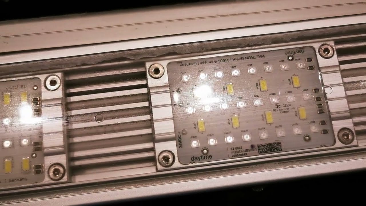 Daytime matrix Modulares LED-System für das Oase Highline 400 Meerwasseraquarium