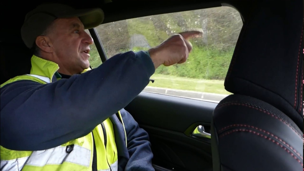 Entretien communal des espaces verts à Charroux (86250