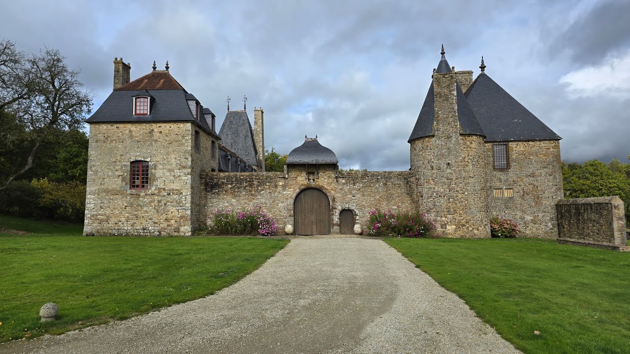 Исследуем Manoir de la Chaslerie: 300 лет французской истории раскрыты!