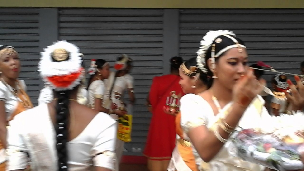 DIPAVALI,ST ANDRÉ RÉUNION,Avant le Défilé,29 OCTOBRE 2016.