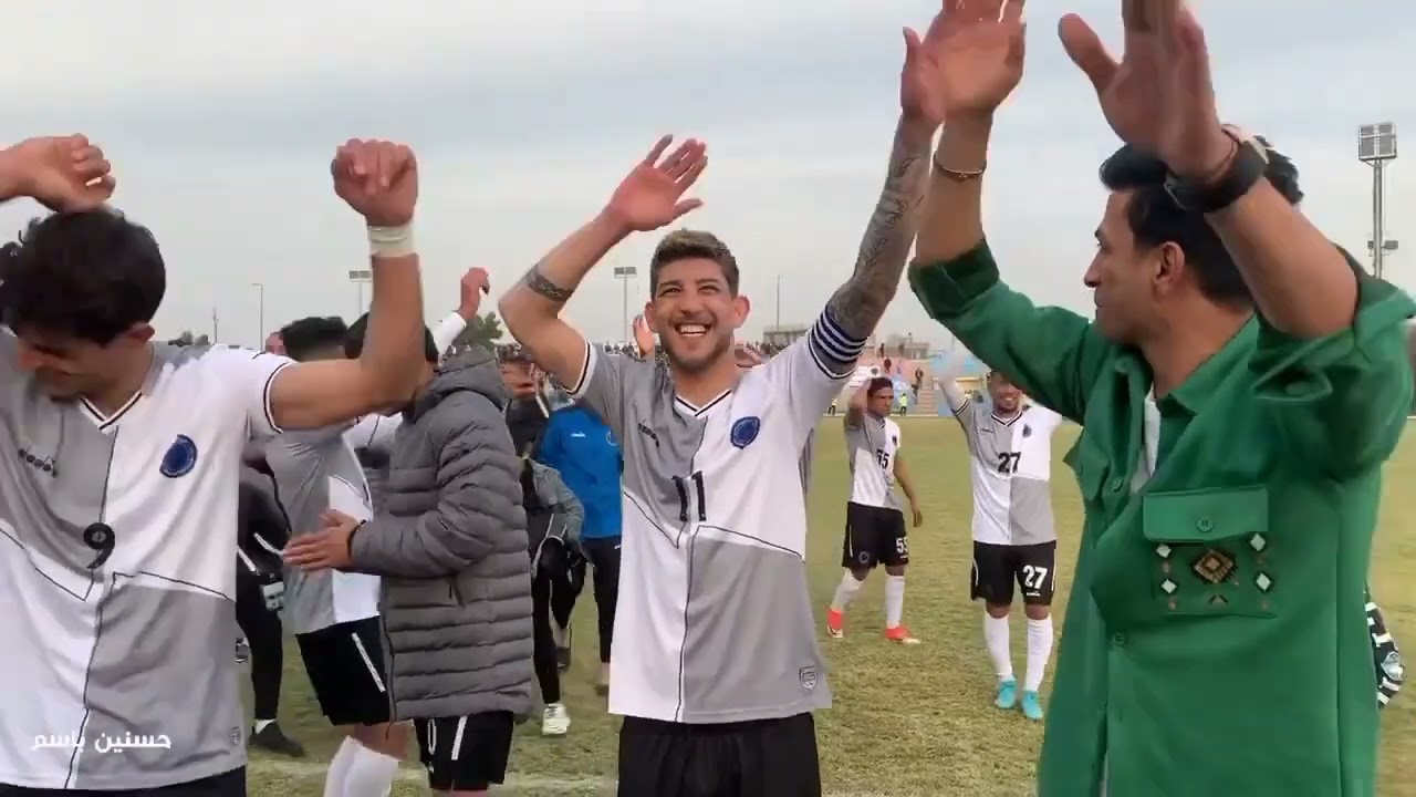 جماهير نادي الطلبة بعد الفوز على الصناعة والاستمرار في الصدارة