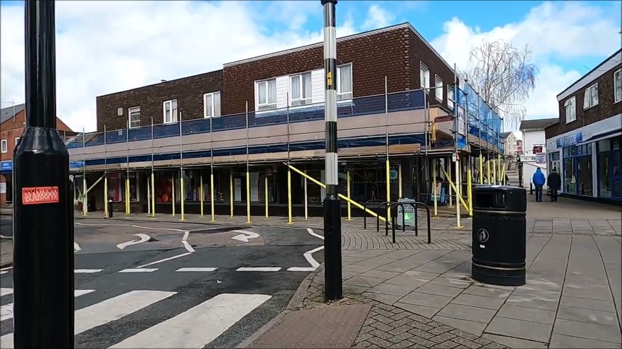Virtual Walk - East Cowes Town Centre Shops - Isle Of Wight - March 2022 | kittikoko #eastcowes