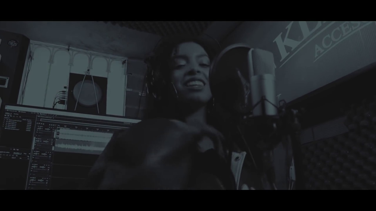 La Marah Reynha 👑 - Hostil (Cypher) (Contenido No Apto Para Ficticios.l.)