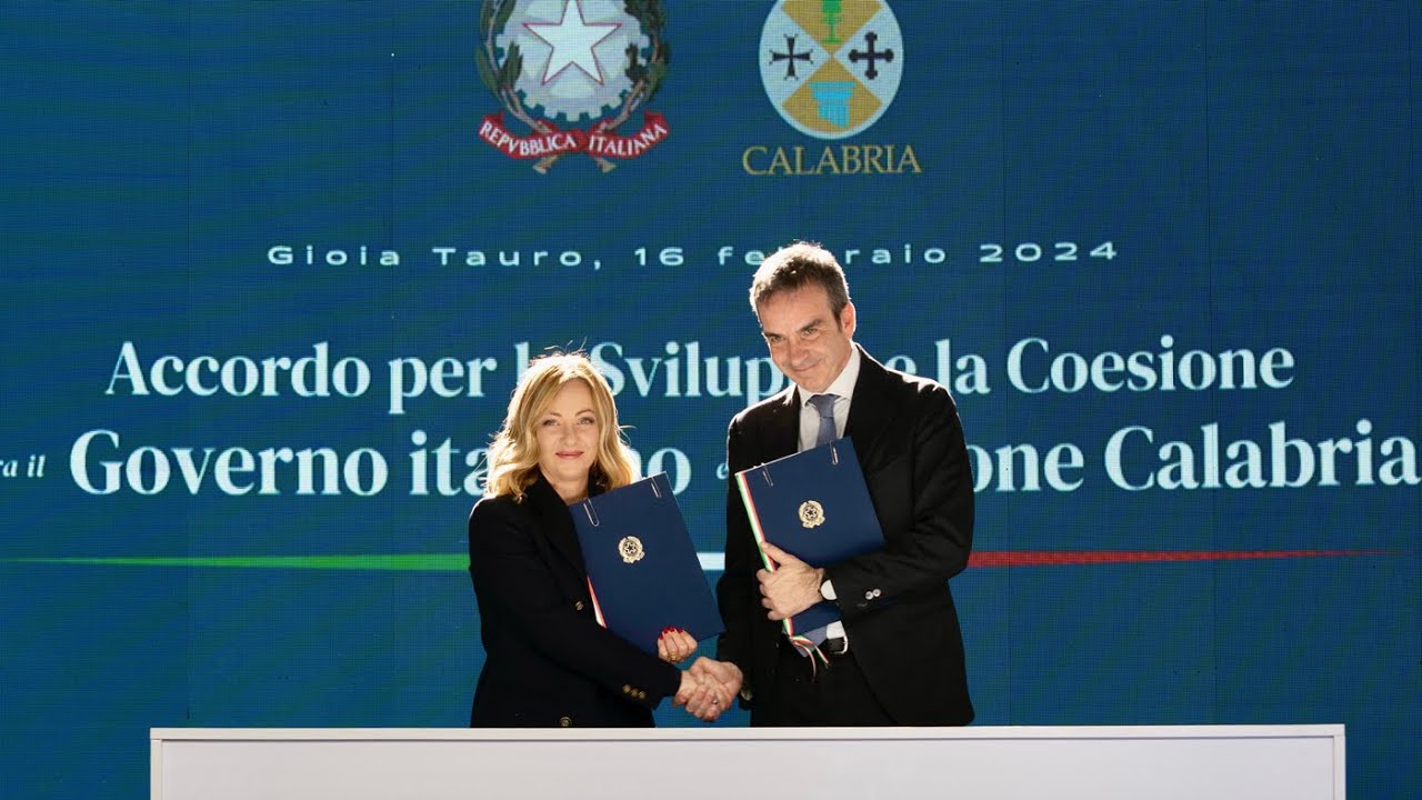 Firma dell'Accordo per lo Sviluppo e la Coesione tra il Governo e la Regione Calabria