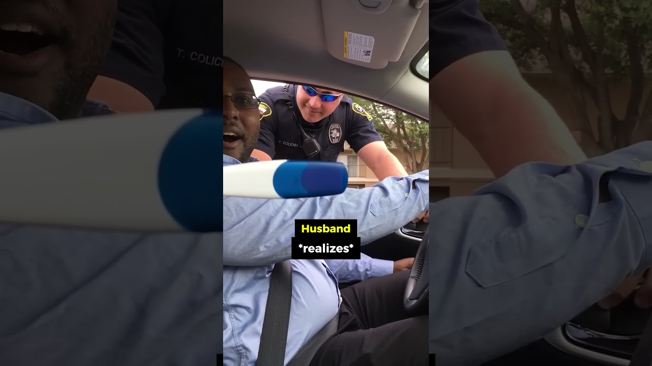 Policjant m&oacute;wi mężczyźnie, że jest ojcem podczas kontroli drogowej ❤️👮 (przez: @NikkiM111 | YT)