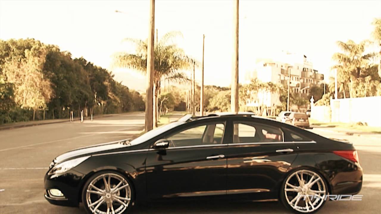 MyRide - Sonata com rodas Lexani aro 22 e Suspensão Fixa