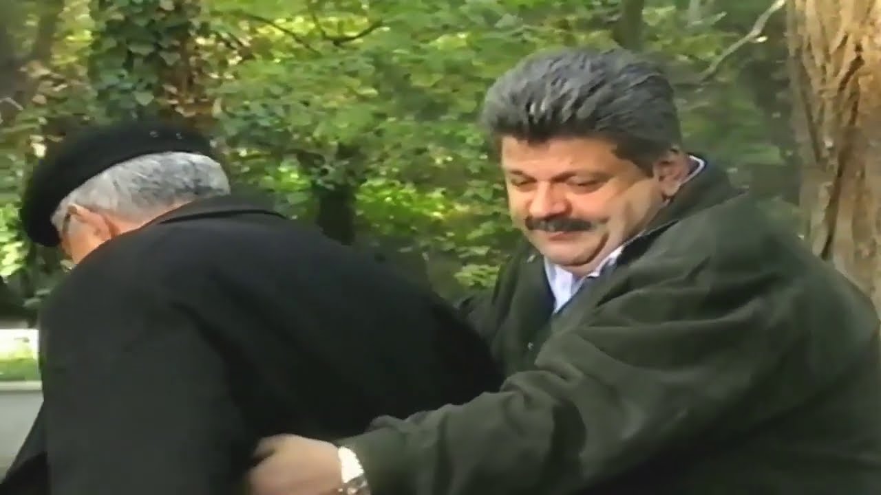 &Uuml;st&uuml;n ASUTAY Anısına  - Bizim Mahalle (1999)