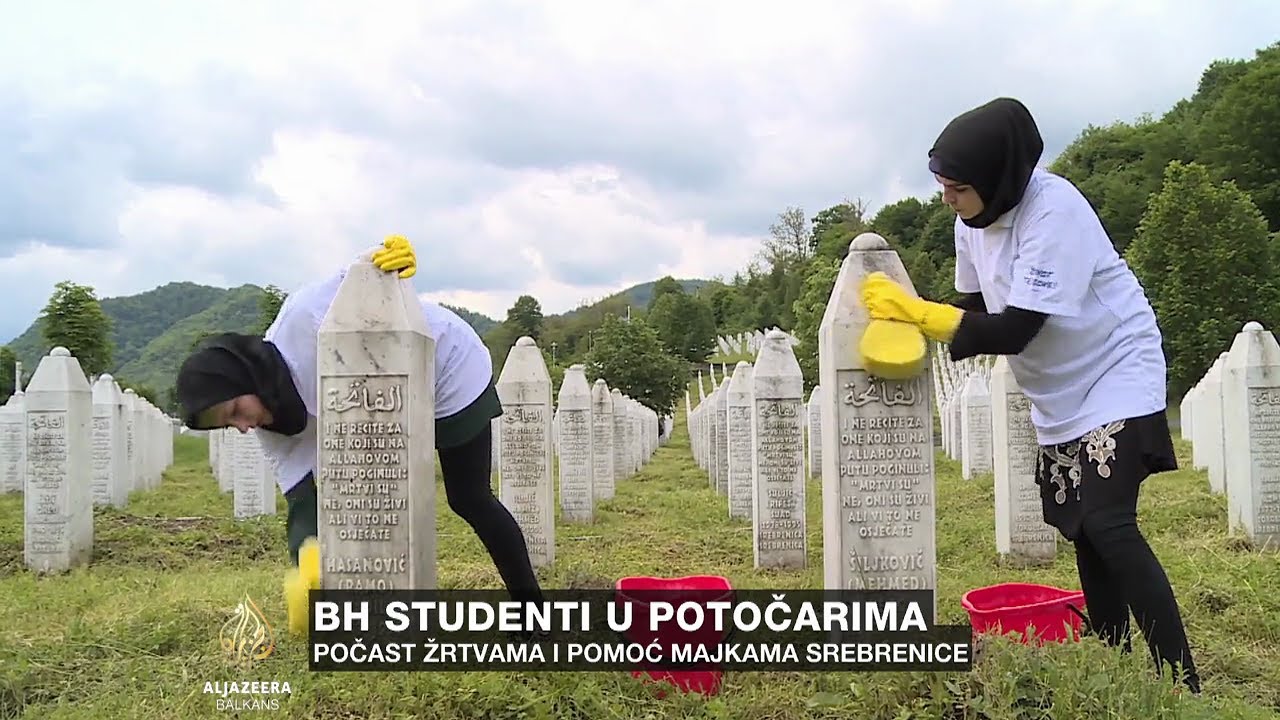 Studenti očistili mezarje u Potočarima