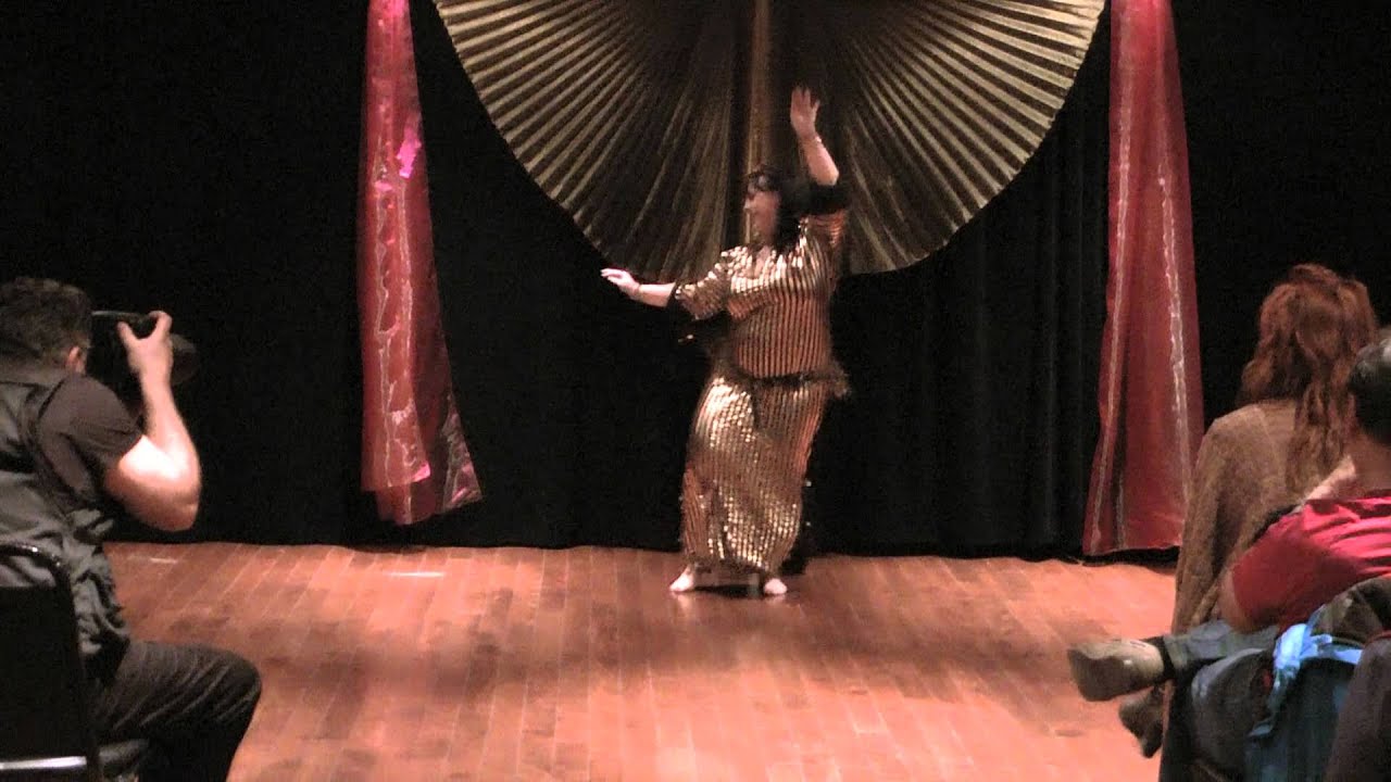 Edallah ala Kayfak & One Minute Baladi Bellydance by Caroline Labrie