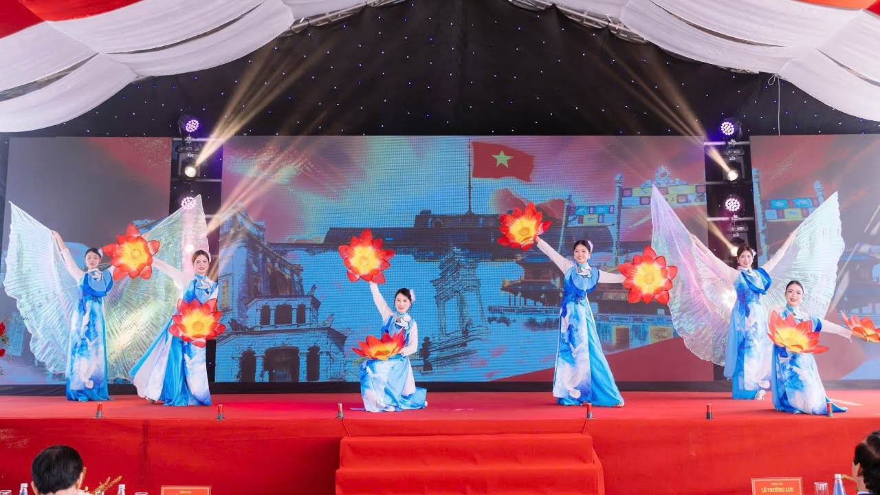 VIẾT TIẾP CÂU CHUYỆN HOÀ BÌNH | VŨ ĐOÀN SWING HUẾ