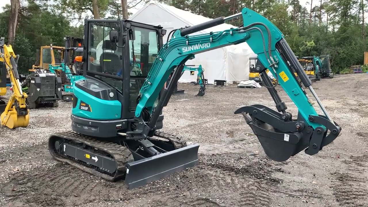 BDI Equipments | Introducing the 25UF Mini Skid Excavator: The Ultimate Game-Changer! ​