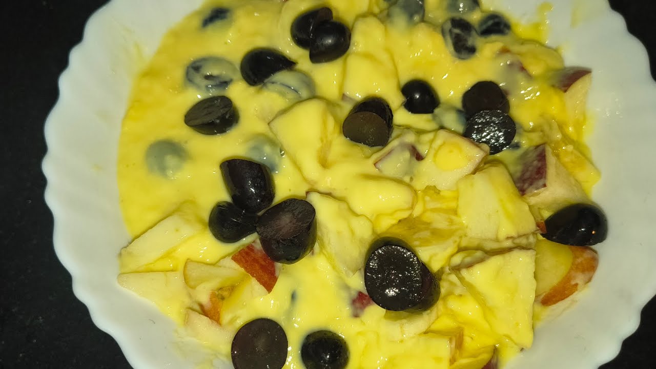 Fruit custard #yummy yummy 😋😋#viralvideo #food #recipe 