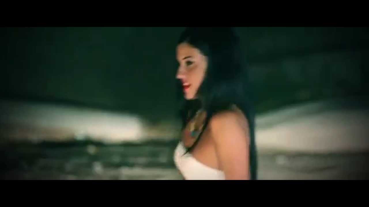 קארין בן אבי - נעלי עקב