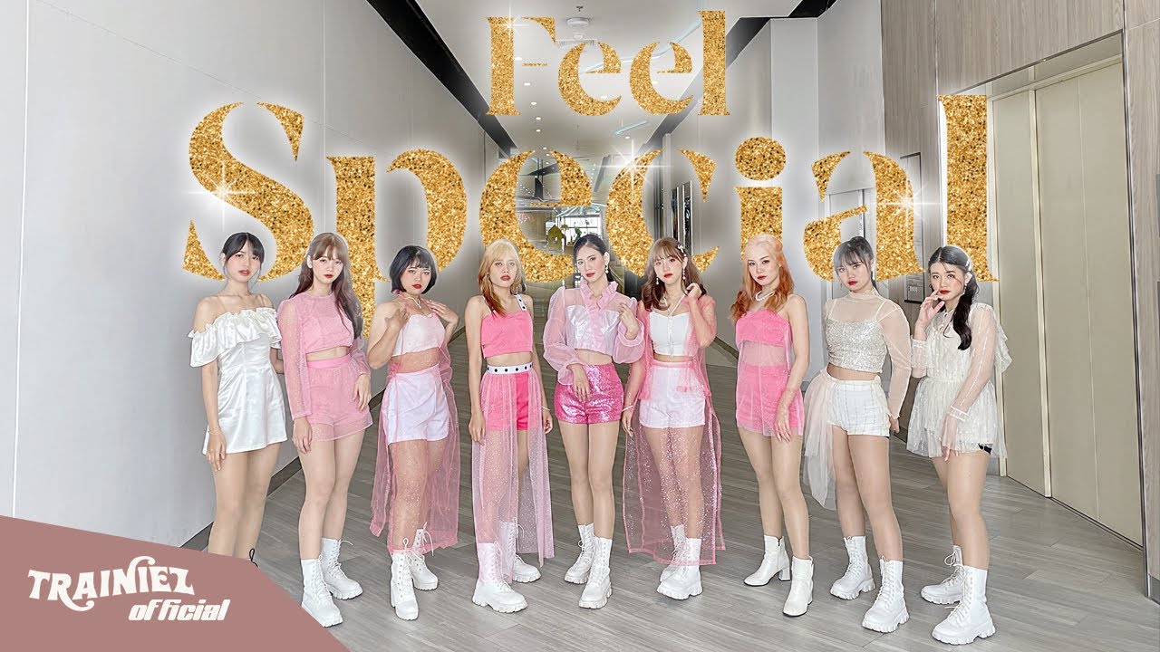 TWICE | Intro + 