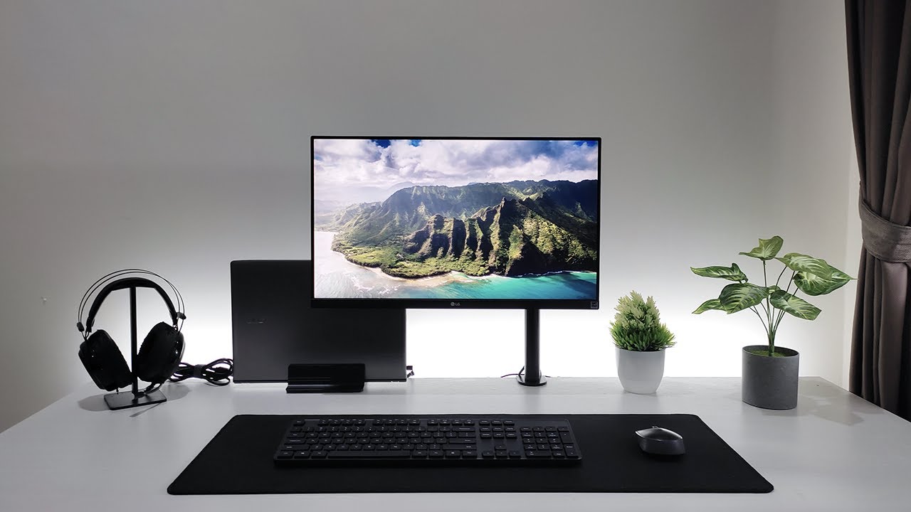 WFH dengan Setup Meja Kerja Minimalis, Bersih, dan Hemat! [Setup Tour 2023]