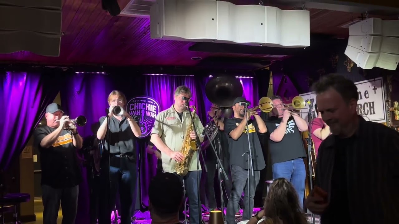 Chickie Wah Wah - Mama Digdown's Brass Band