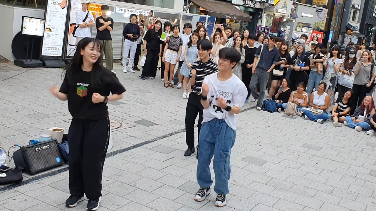 [STREET ARTIST] YU KAGAWA, HYOJIN & YOUNGWON. INTERACTIVE HONGDAE BUSKING. 230628.
