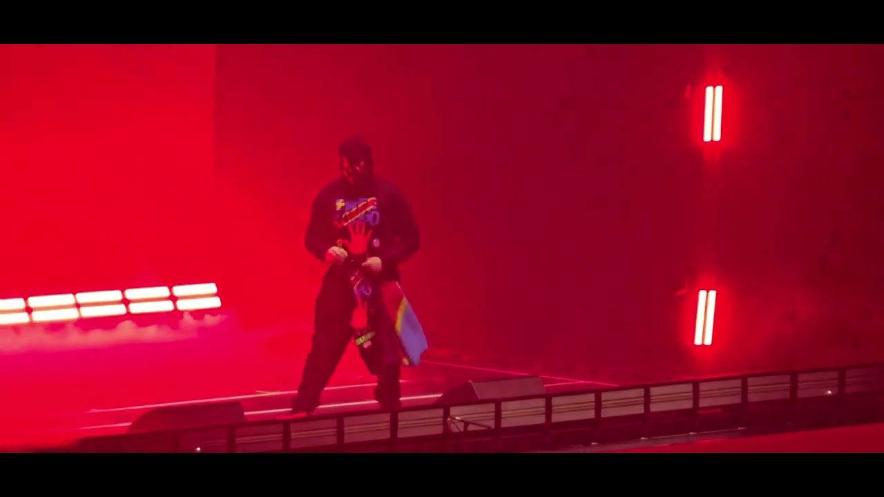 10 12 14 Bureau - Kalash Criminel - Kaaris Performe Or Noir - Accor Arena -  17 février 2024