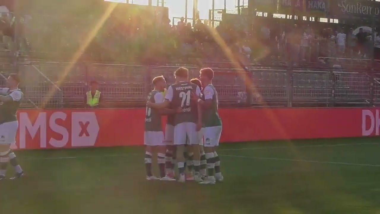 Fans geben alles | VfB Lübeck - 1.FC Phönix Lübeck I Landespokal S-H I 30.07.2024