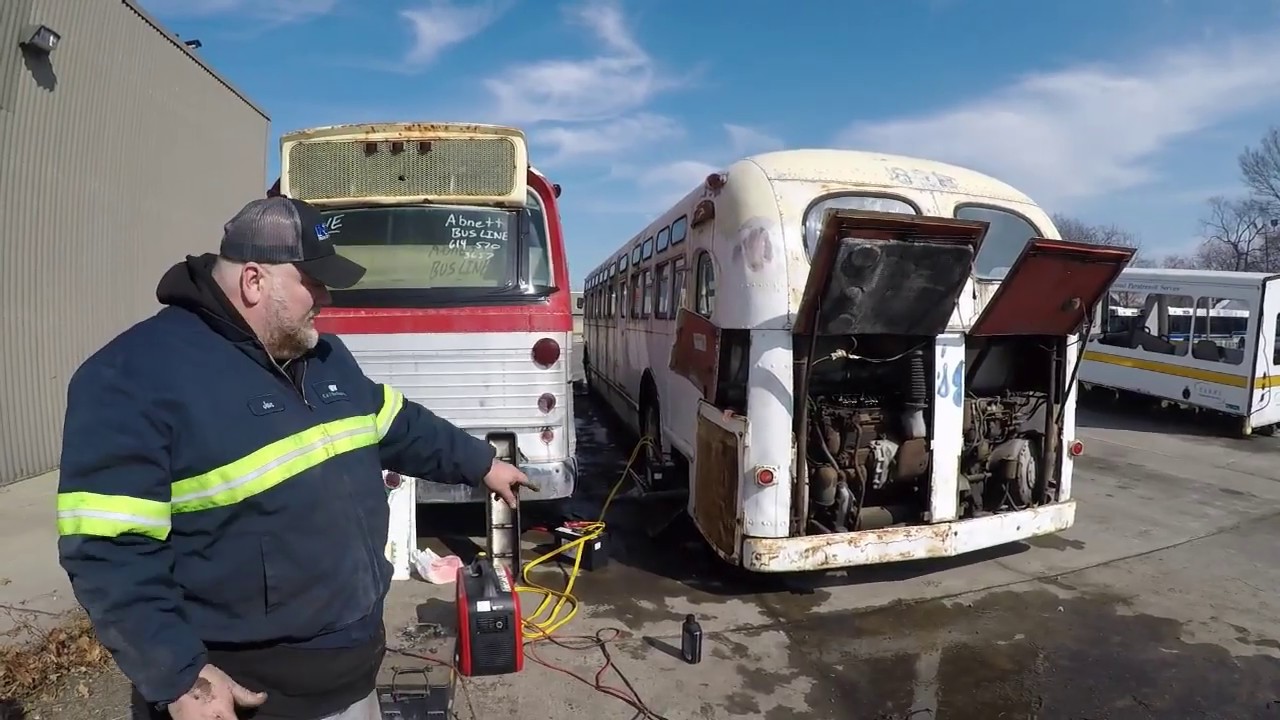 Спасение автобуса в Толедо. День 4. Запуск GM Old Look 671 Detroit Diesel впервые за 10 лет