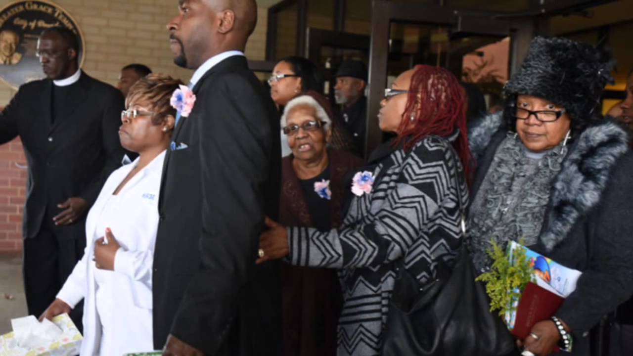 Funeral for Stoni and Stephen, slain Detroit children stored in mom's freezer