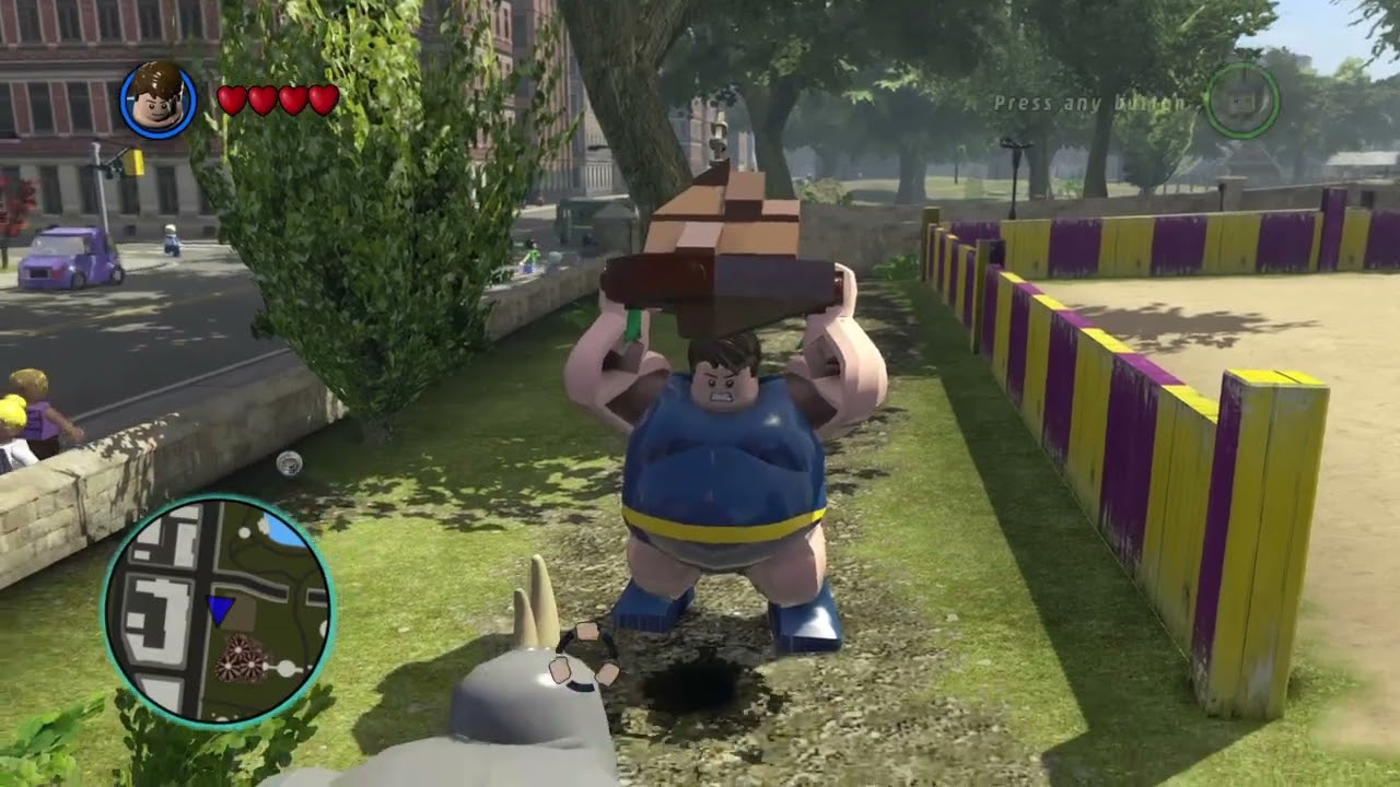 Играю в LEGO® MARVEL Super Heroes ну сам с собой
