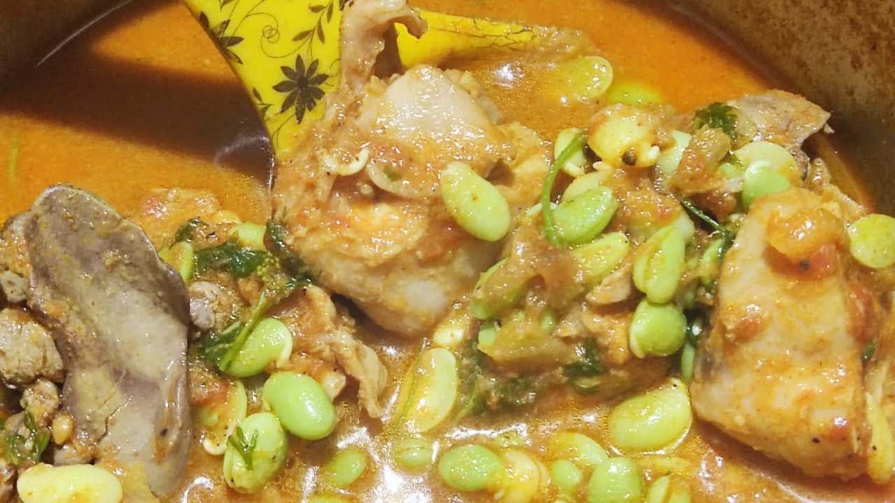 ANAPA GINJALU (HYACINTH BEANS) WITH CHICKEN CURRY RECIPE