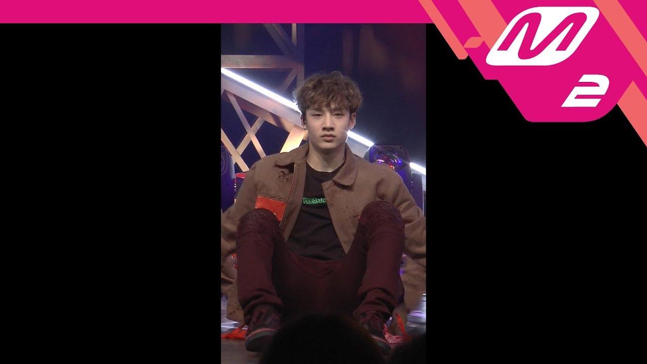 [MPD직캠] 스트레이 키즈 방찬 직캠 'District 9' (Stray Kids BANG CHAN FanCam) | @MCOUNTDOWN_2018.3.29