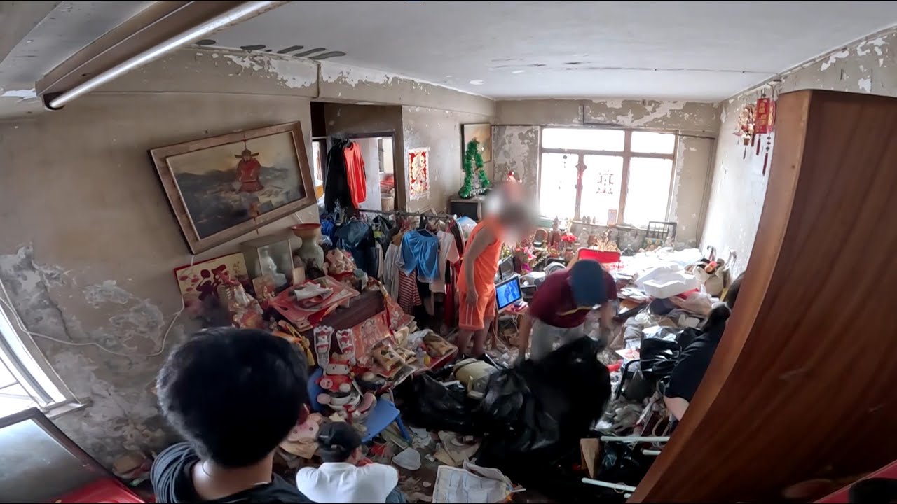 滿佈蛆蟲惡臭垃圾屋 戶主終被打動成功執屋
