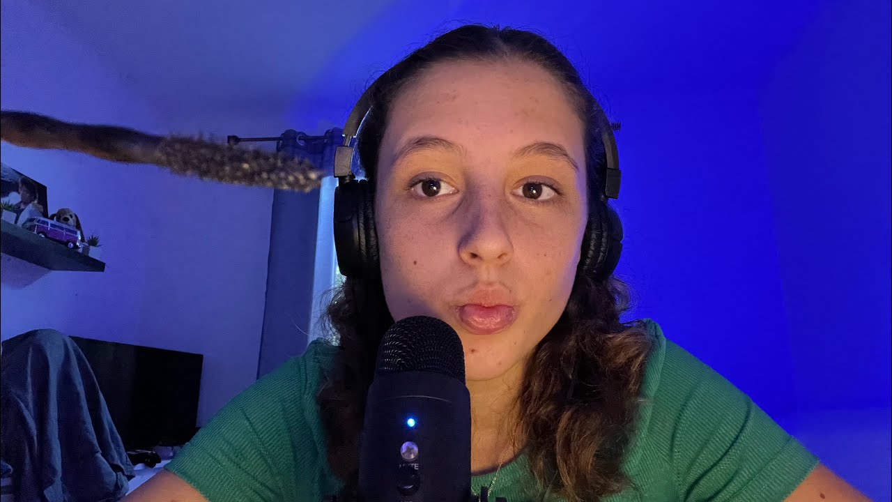 ASMR : JE TE MAQUILLE 💄