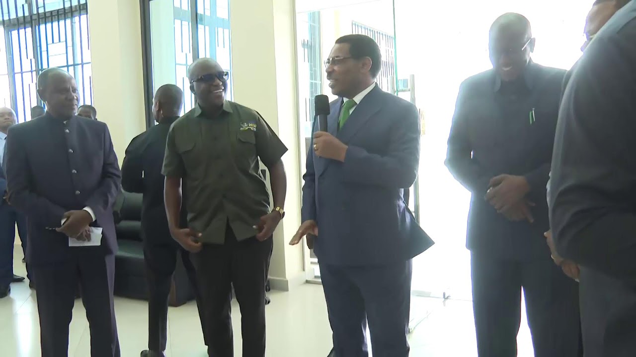 Waziri Mkuu anatembelea Wizara ya Madini, Mji wa Serikali Mtumba.