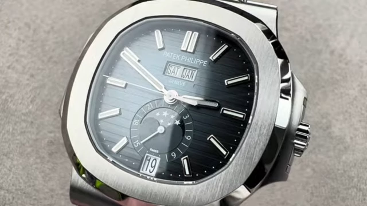 Обзор часов Patek Philippe Nautilus Annual Calendar Moonphase (5726/1A-014)