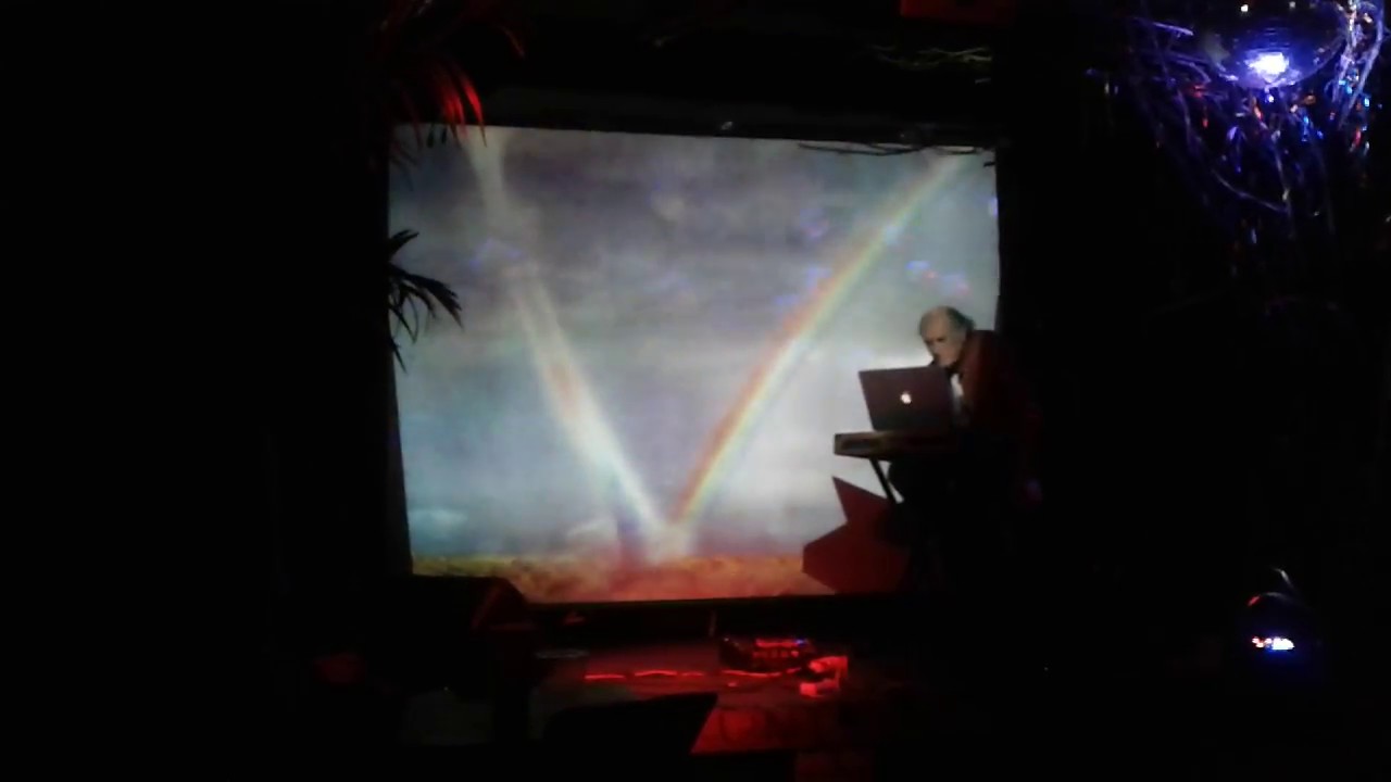 Telephone vifeo clip from performanc at Babylon Garden / Moscow / Nov 22nd 2017