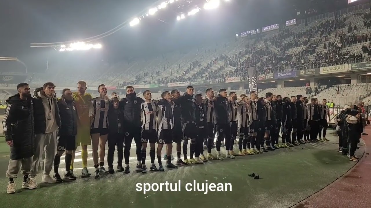 Fanii și jucătorii după U Cluj - CFR Cluj 3-2