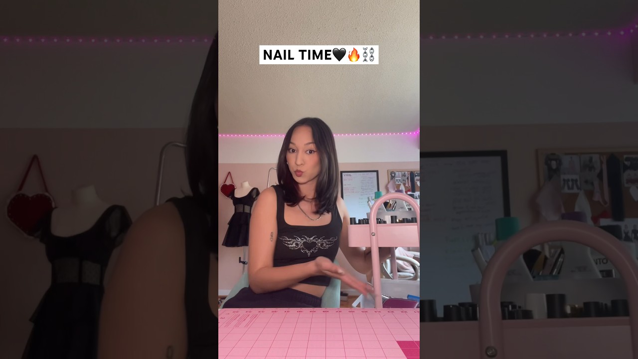 Впервые пробую Stiletto Nails + дизайн своими руками #шорты