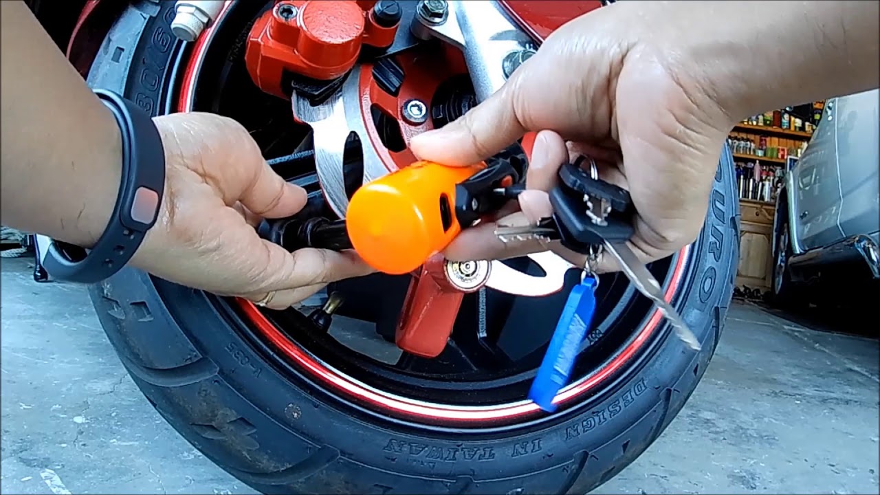Kryptonite Evolution Compact vs Cheap Disc Lock Review for Scooter or Motorcycle