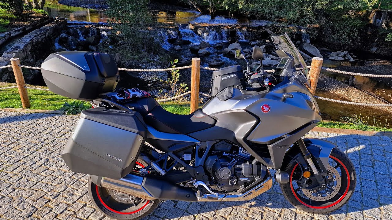 Honda NT1100 🏍️  Motorcycle tour to the countryside to Videmonte - Guarda - 4K UltraHD