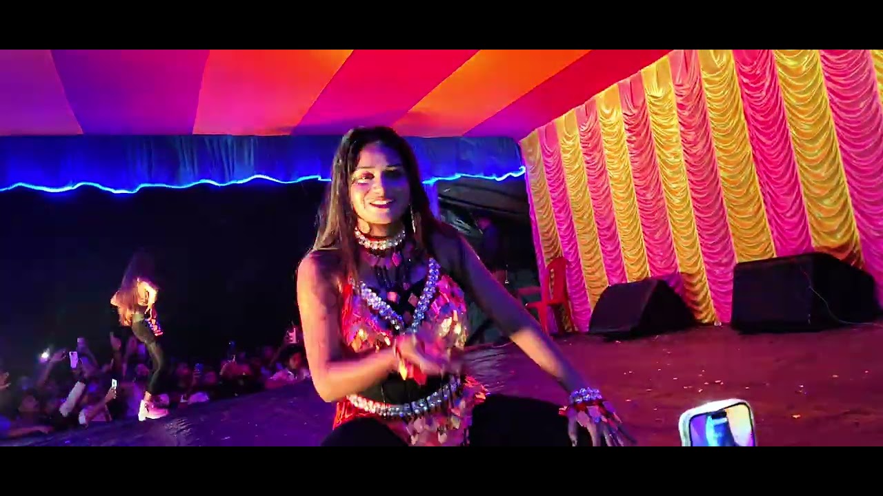 Mix dance bhojpuri song #dance#2025viralvideo#program#dancestudio#bhojpurilove#mix#mixdance#love 