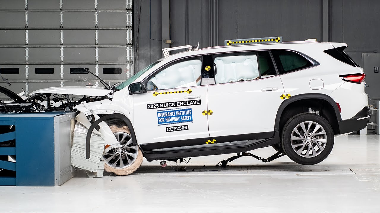 2025 Buick Enclave updated moderate overlap IIHS crash test
