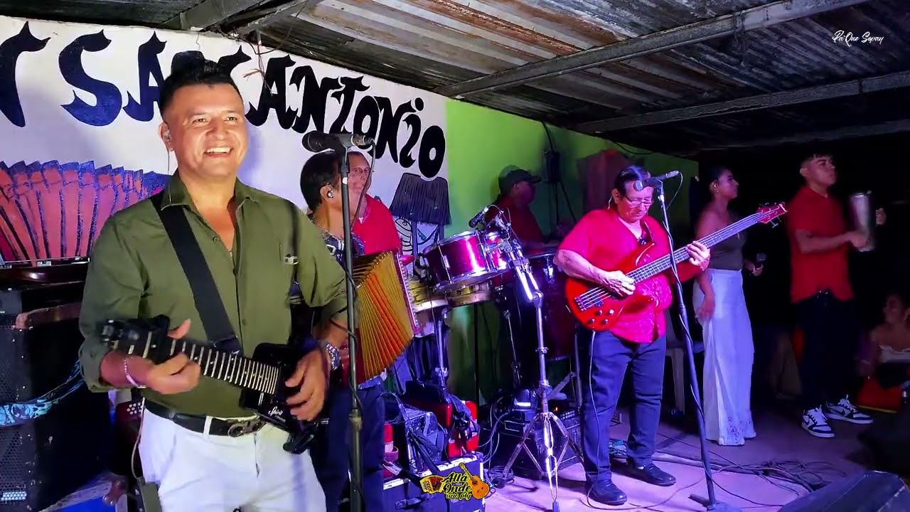 GALLINA DEL PATIO AJENO CHENTE SANJUR DESDE VALDEZA DE CAPIRA/Fiesta de Braulio Rodríguez 