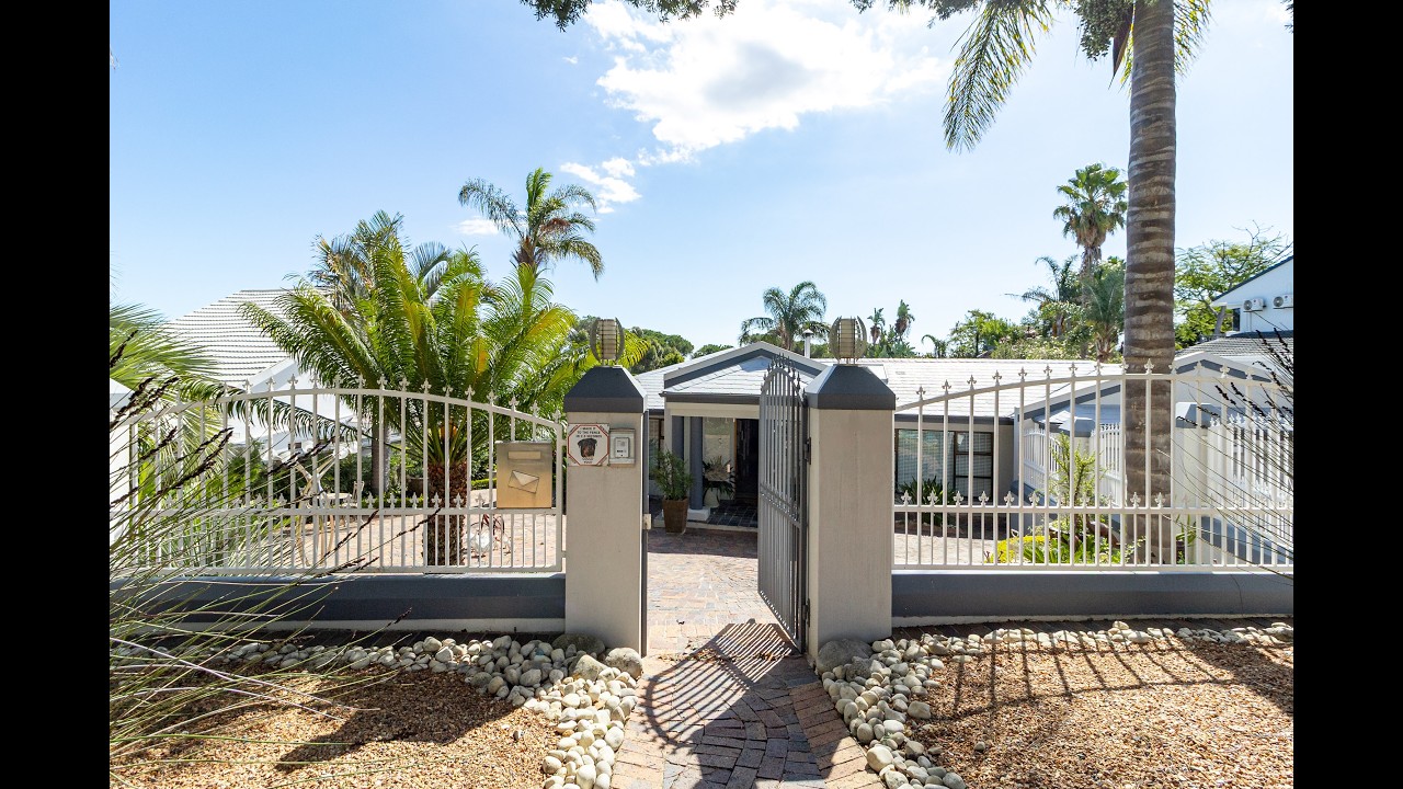Move-In Ready Family Home with Income or Guest Potential in Brandwacht, Stellenbosch.