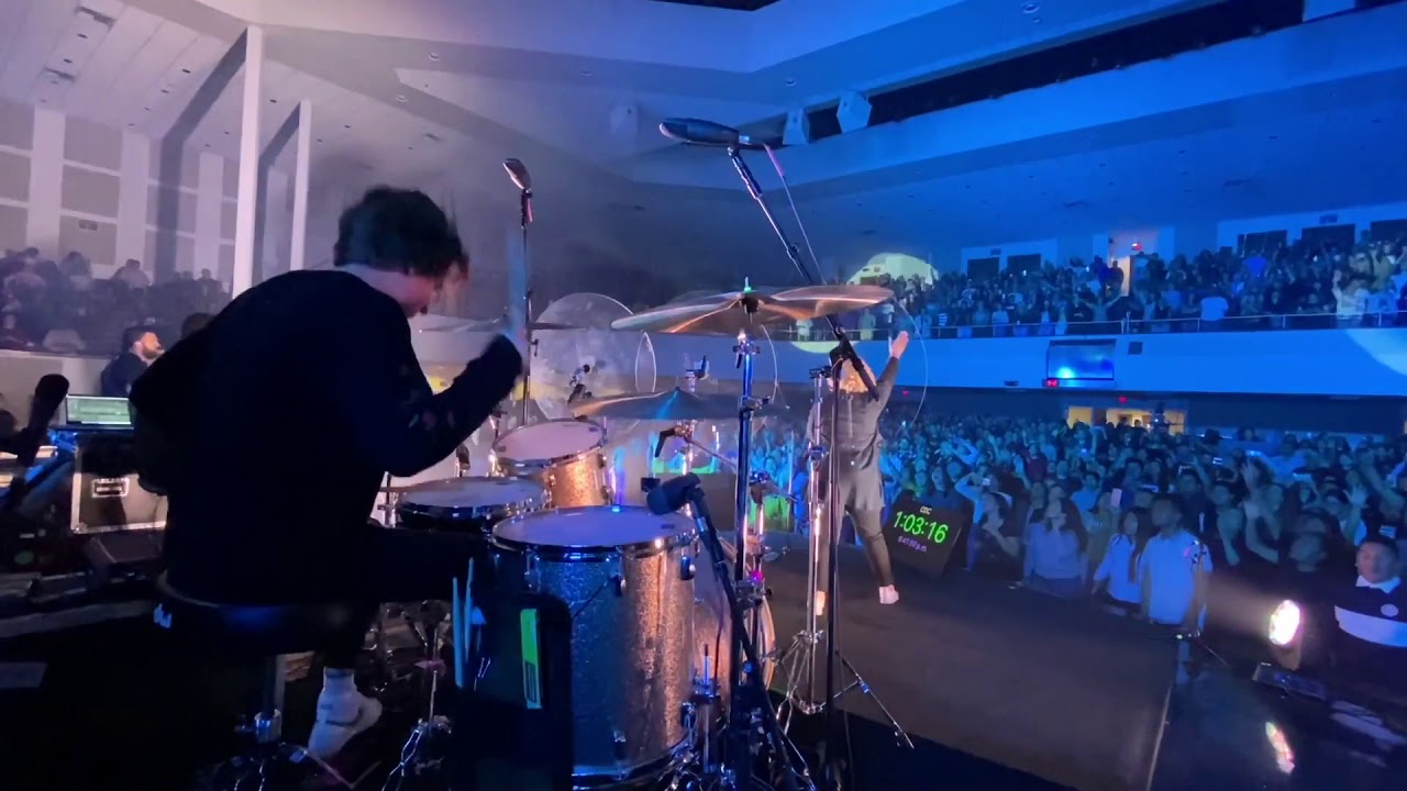 EN EL TRONO ESTÁ (ON THE THRONE) - ISH MELTON - LIVE DRUMS
