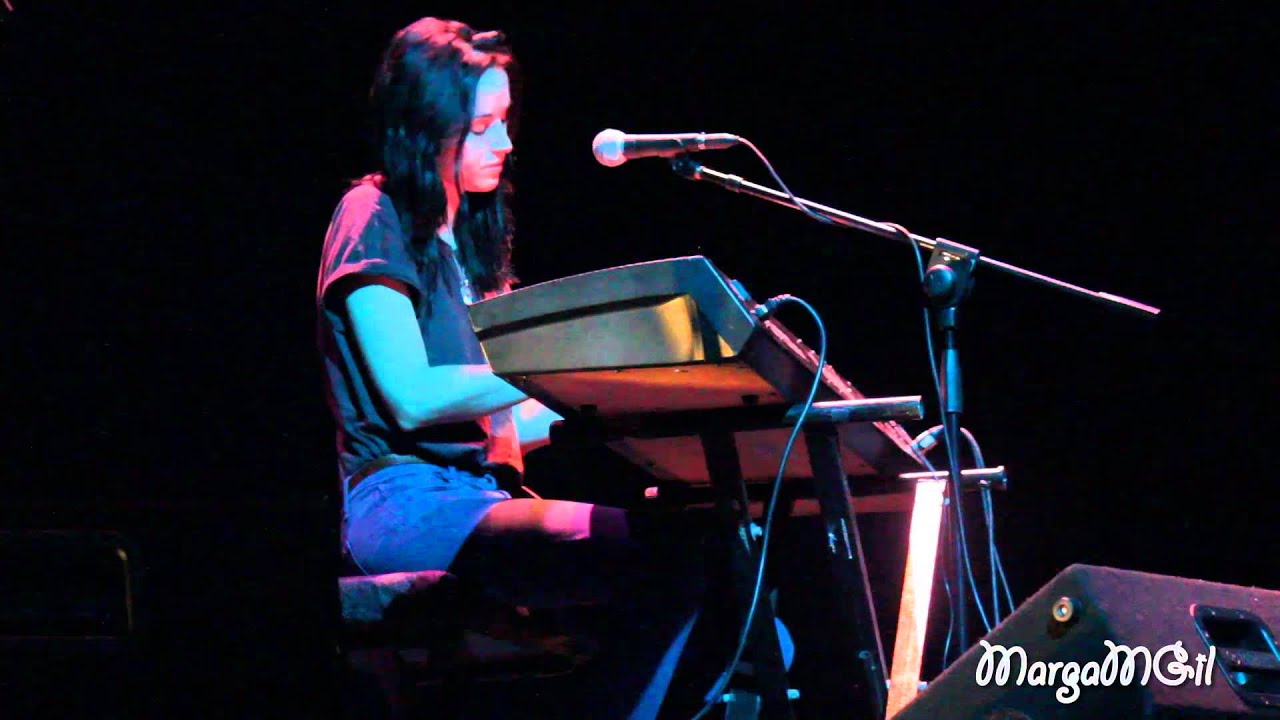 Holly Miranda - Don't you pay them no mind - Voces Femeninas 2012 - Teatro Lara (Madrid) 1/2