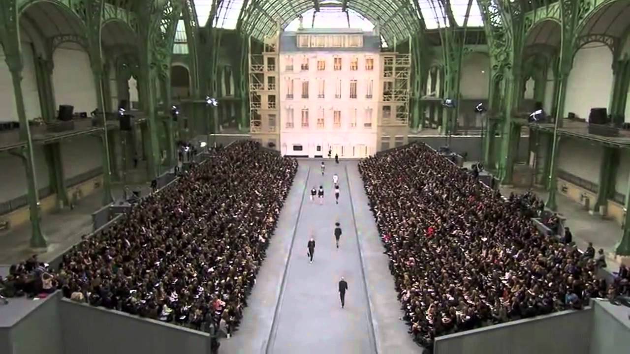Chanel ➤ Spring/Summer 2009 Full Fashion Show (HD)