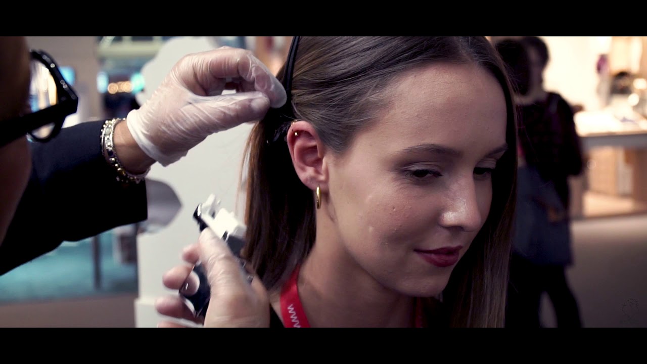 Ear Piercing with STUDEX® System75™ and Sensitive by STUDEX® Earrings