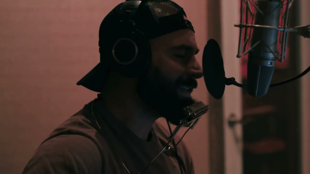 Cotton Candy Smoke (Studio Footage)