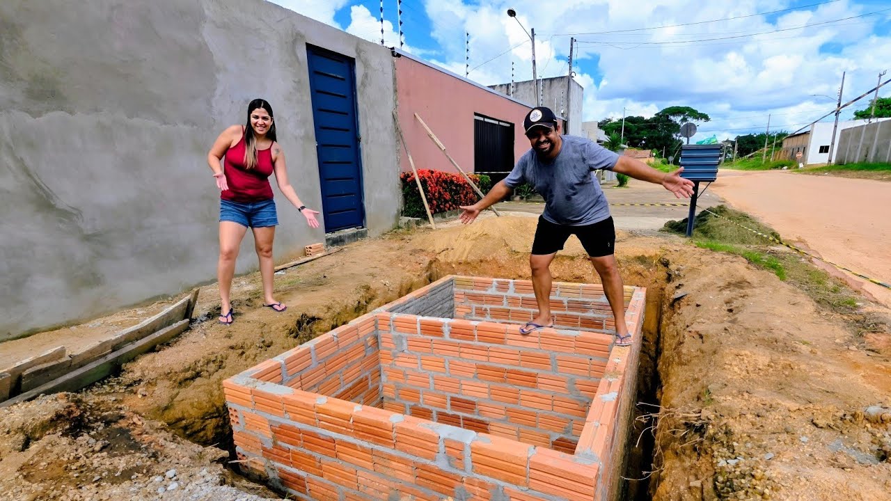 QUE ALEGRIA! 🙌 Nossa obra está a todo vapor – Elétrica e Fossa quase prontas! 😍