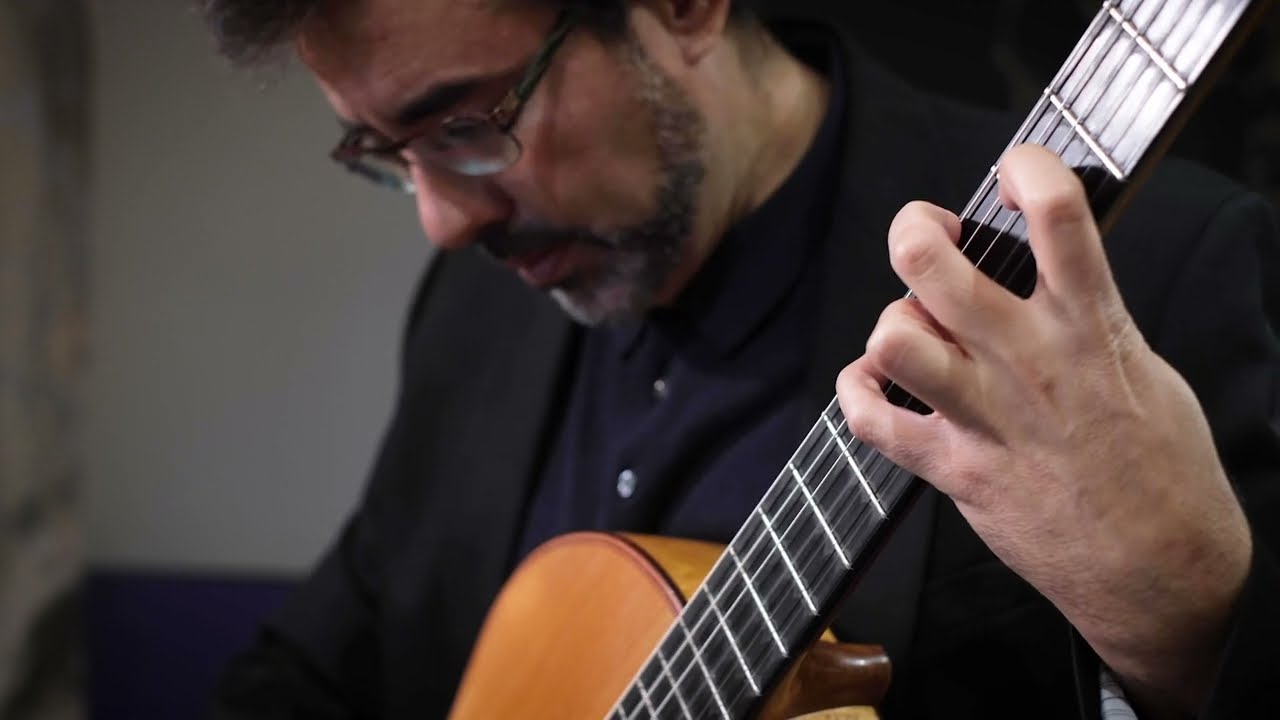 Joaquín RODRIGO: Preludio al atardecer (Javier Riba, guit.)